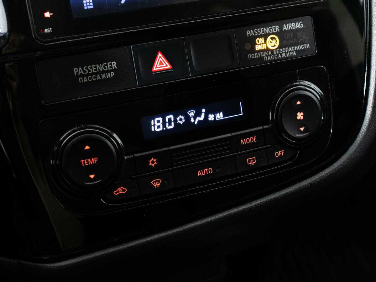 Mitsubishi Outlander, 2017 - Фото №17