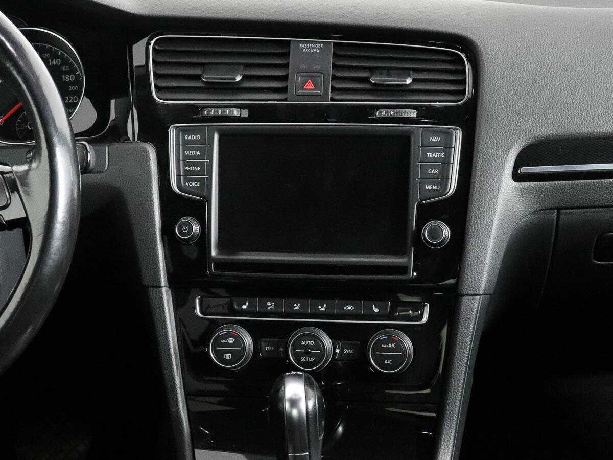 Volkswagen Golf, 2013 - Фото №10