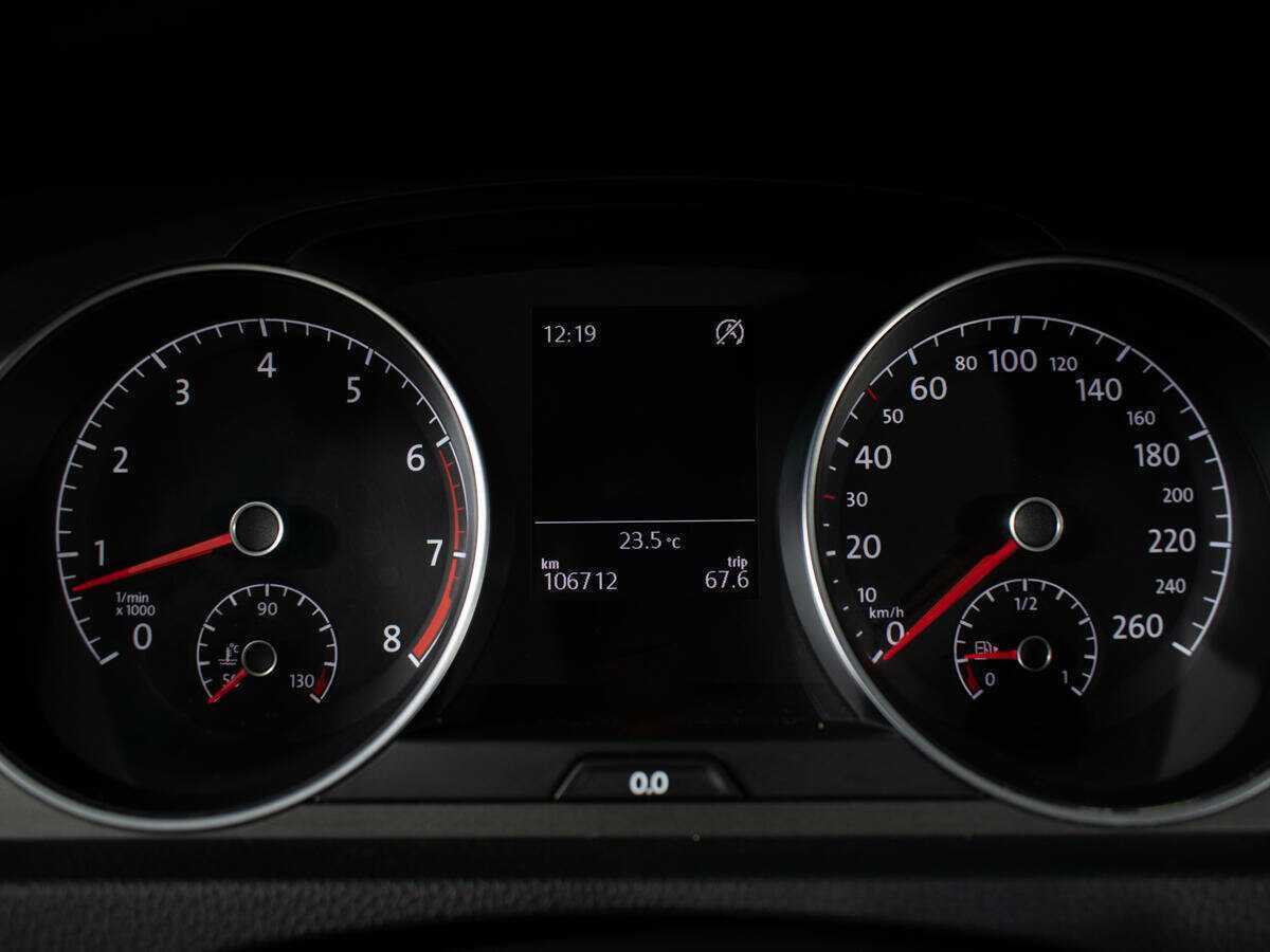 Volkswagen Golf, 2012 - Фото №10