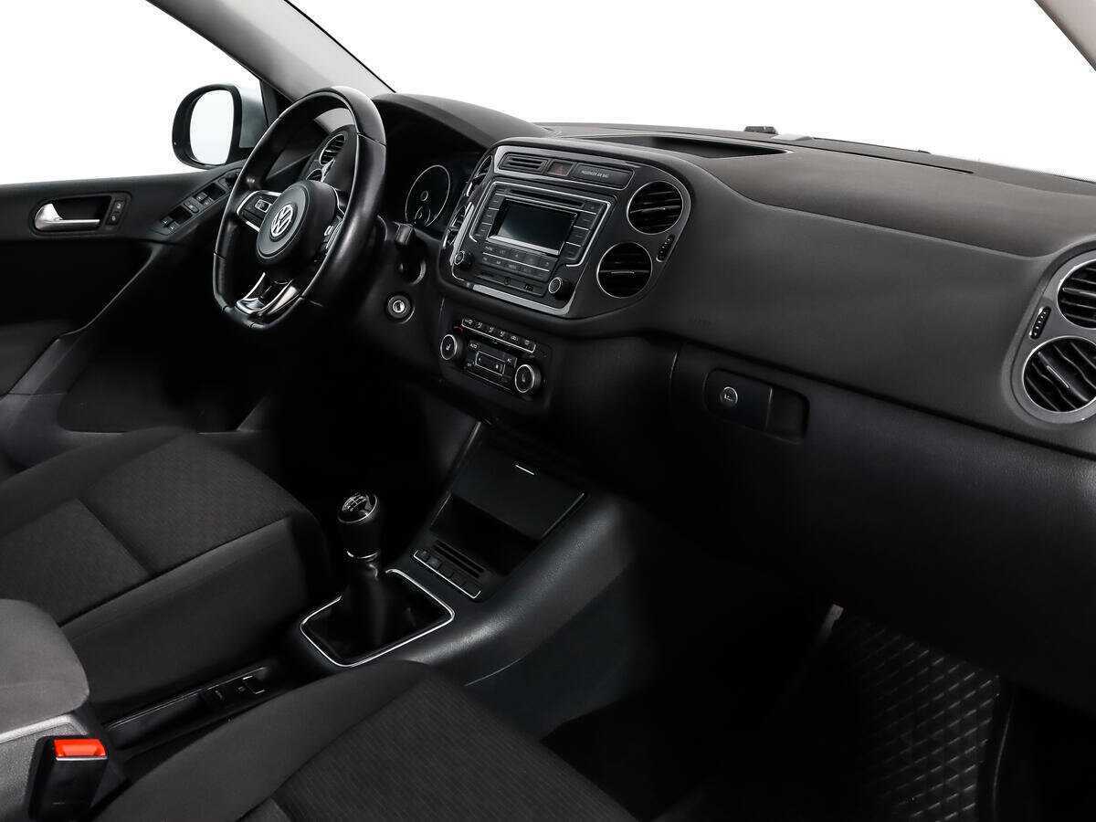 Volkswagen Tiguan, 2012 - Фото №10