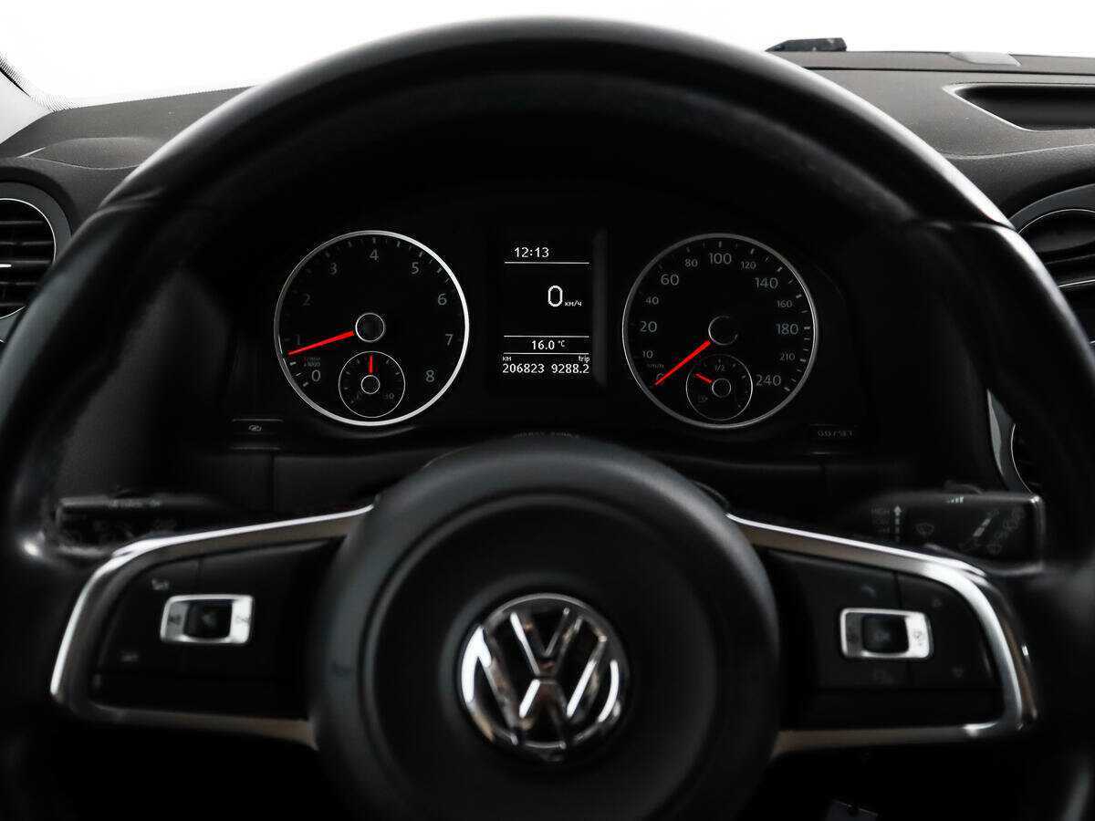 Volkswagen Tiguan, 2012 - Фото №12