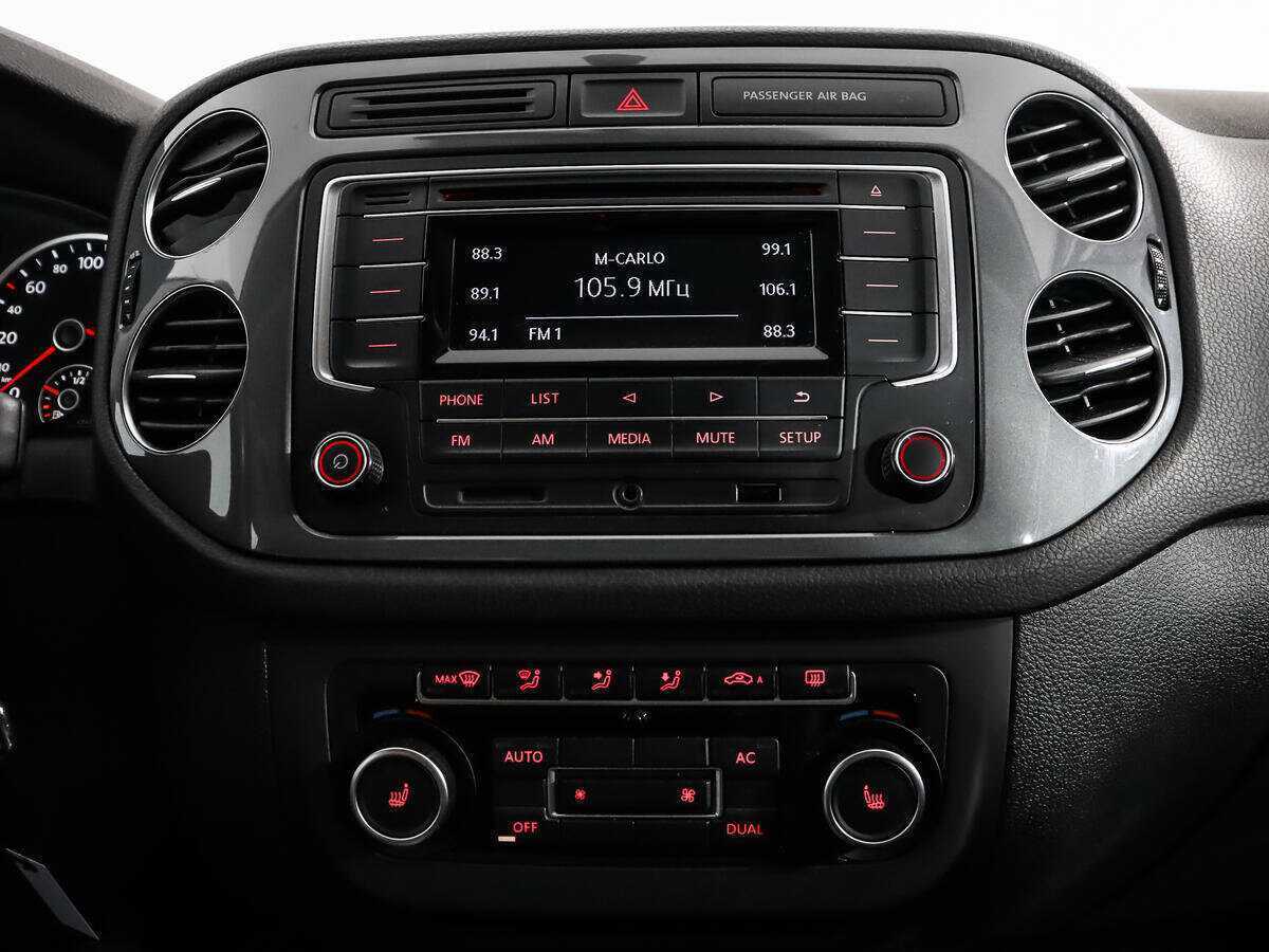 Volkswagen Tiguan, 2012 - Фото №13