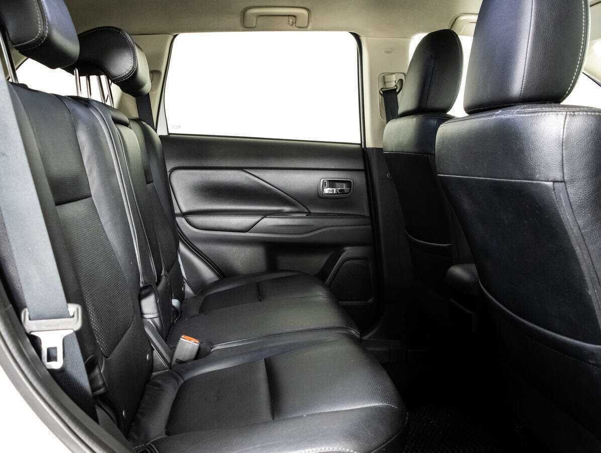 Mitsubishi Outlander, 2014 - Фото №14