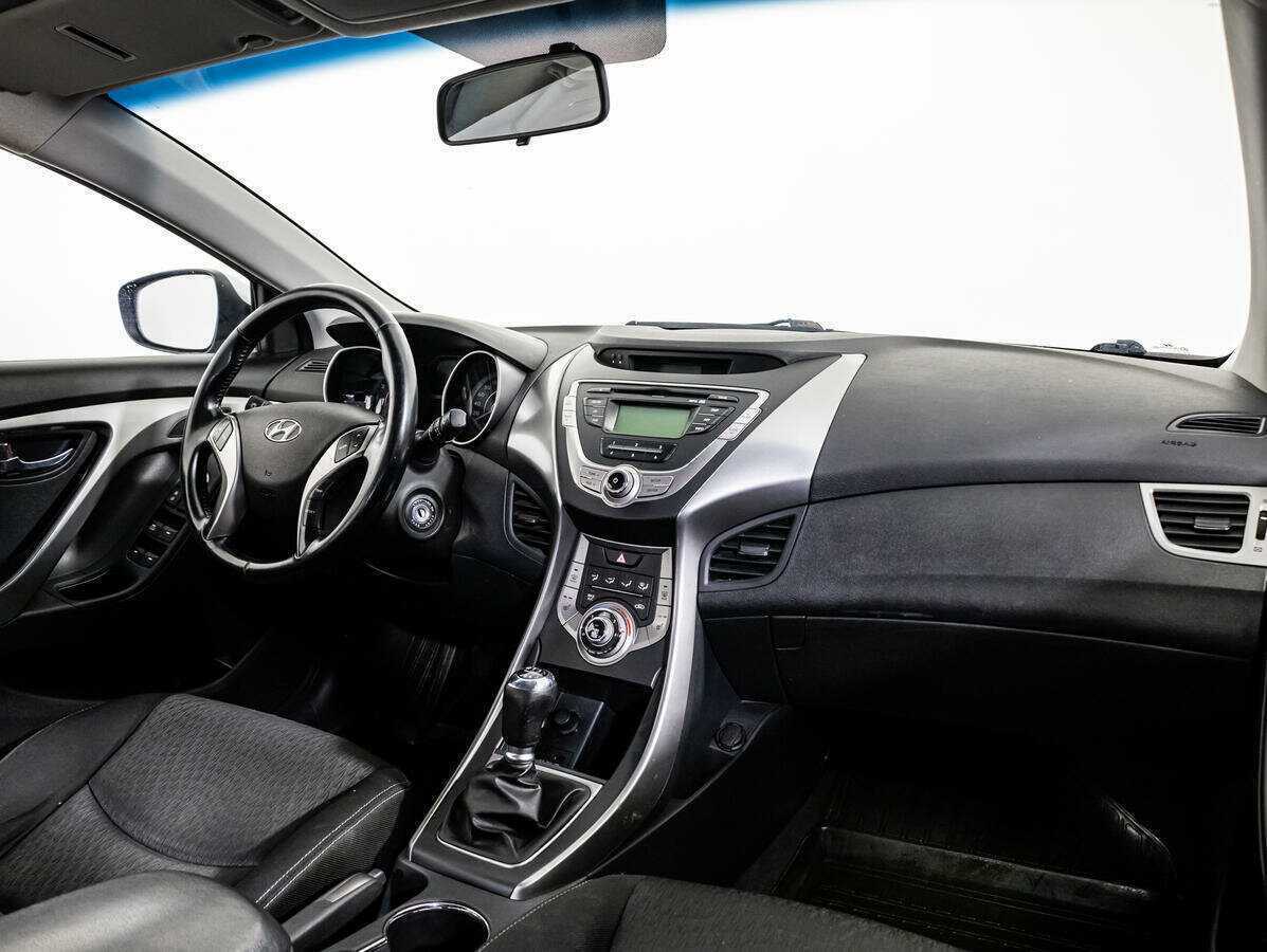 Hyundai Elantra, 2013 - Фото №8