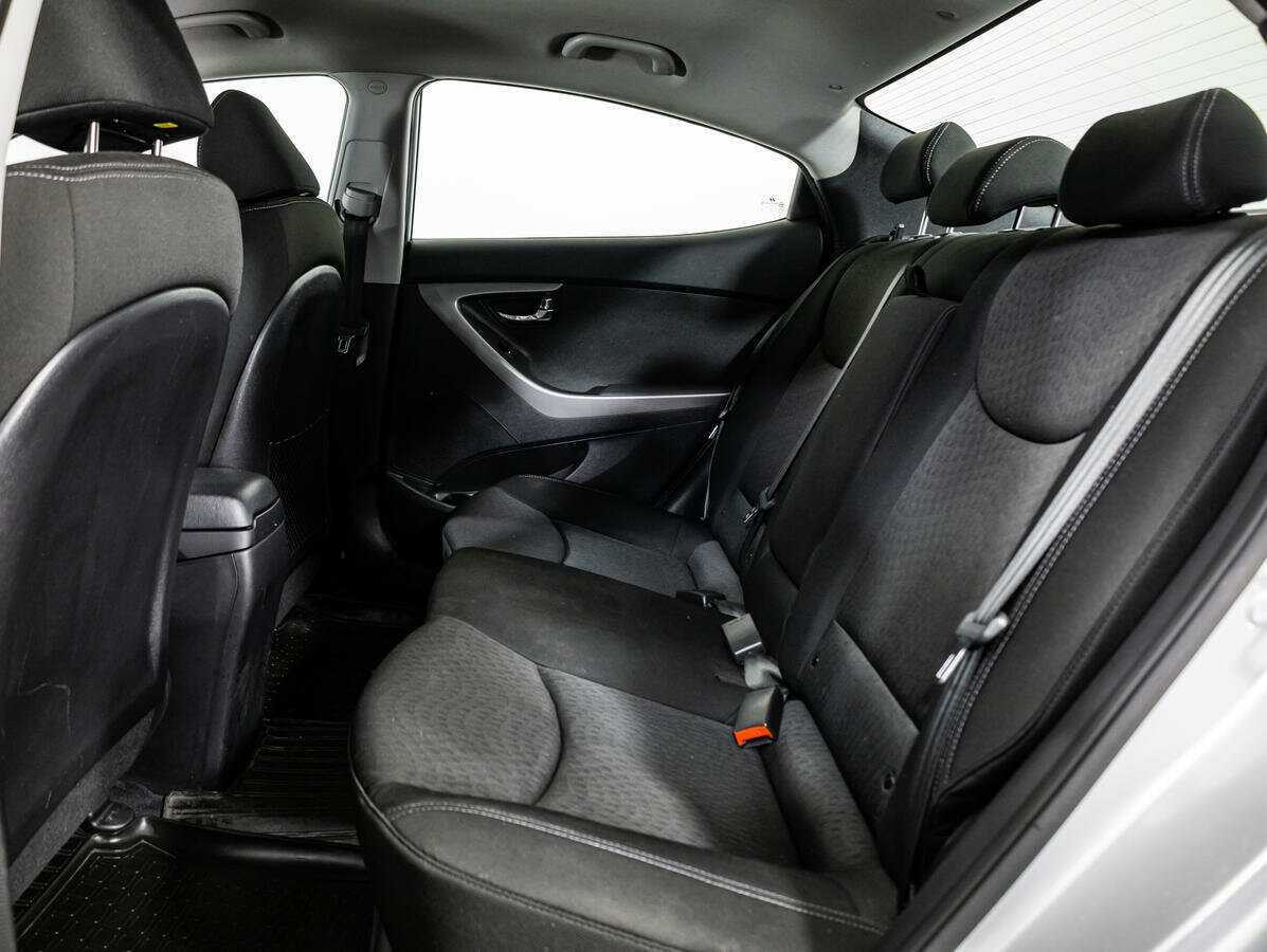 Hyundai Elantra, 2013 - Фото №9