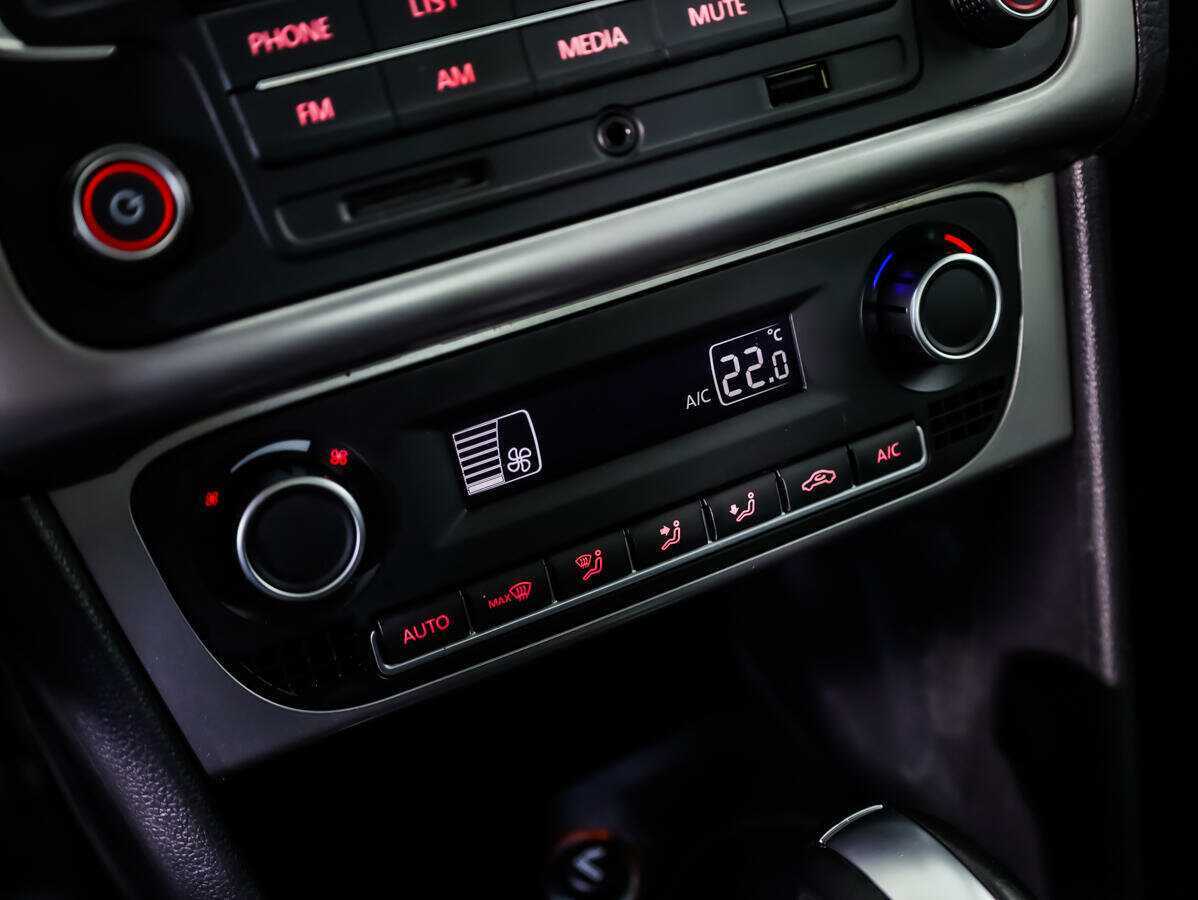 Volkswagen Polo, 2016 - Фото №12