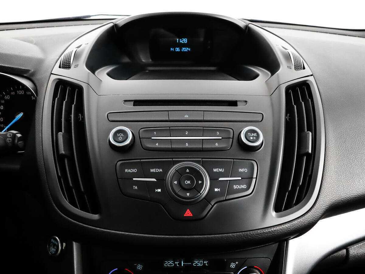 Ford Kuga, 2018 - Фото №13