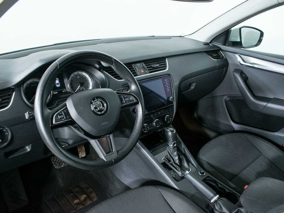 Skoda Octavia, 2017 - Фото №12