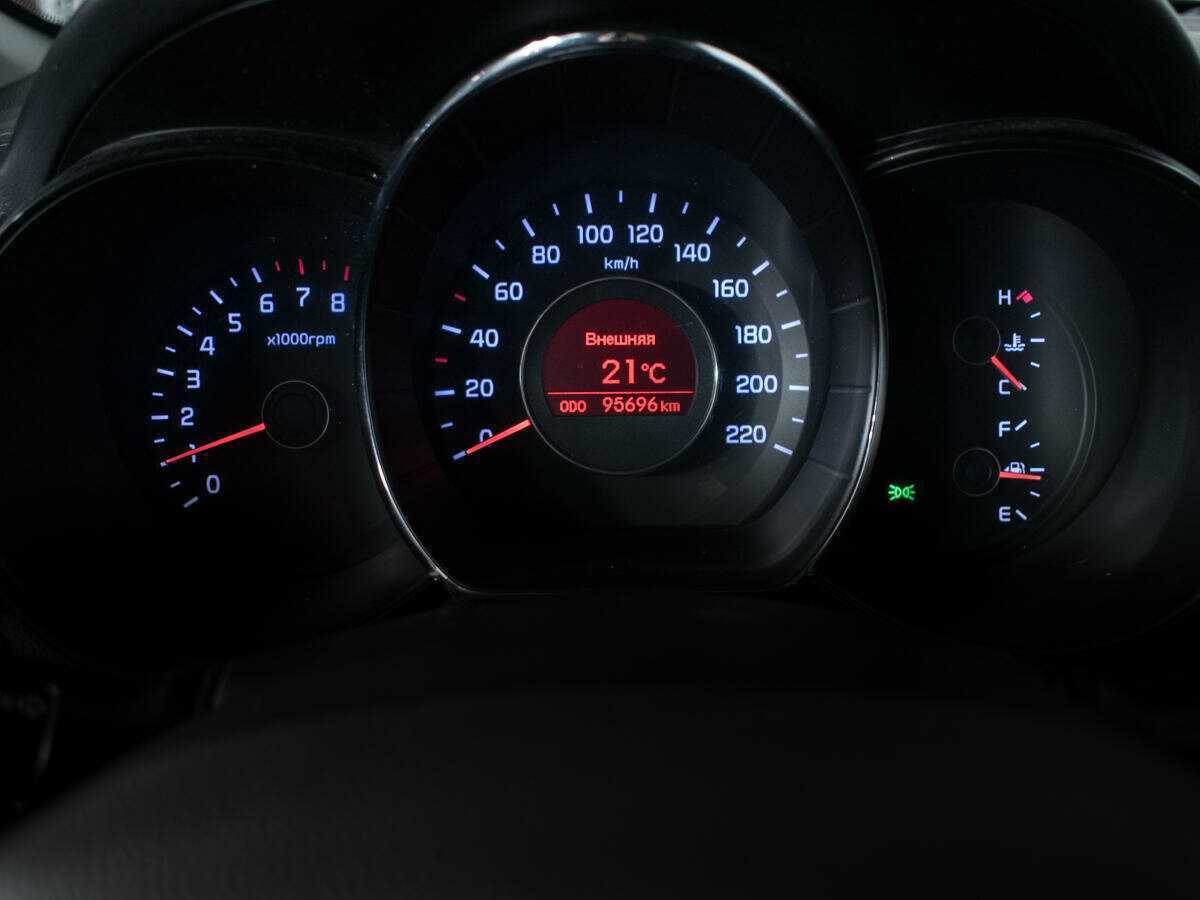 Kia Rio 5-speed, 2013 - Фото №10