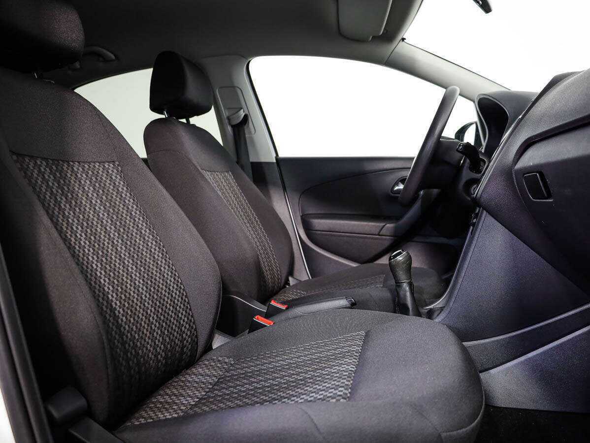 Volkswagen Polo, 2017 - Фото №9