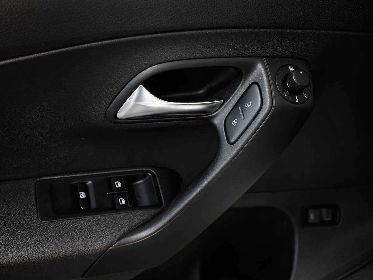 Volkswagen Polo, 2017 - Фото №15