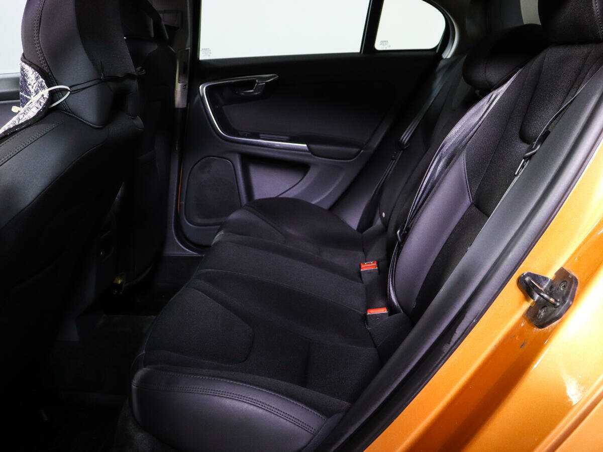 Volvo S60, 2012 - Фото №7