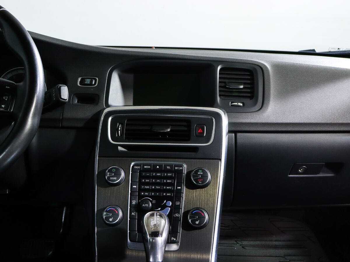 Volvo S60, 2012 - Фото №10