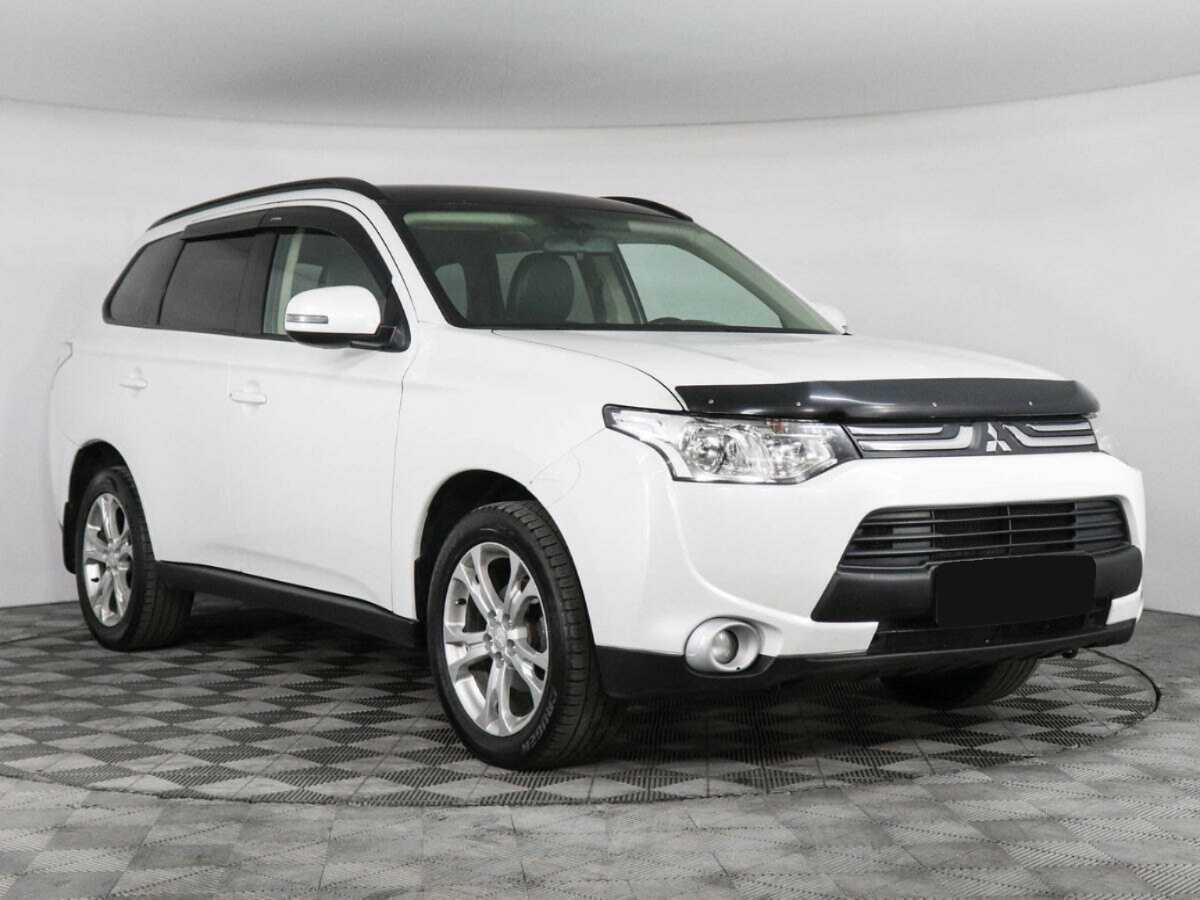 Mitsubishi Outlander, 2013 - Фото №2