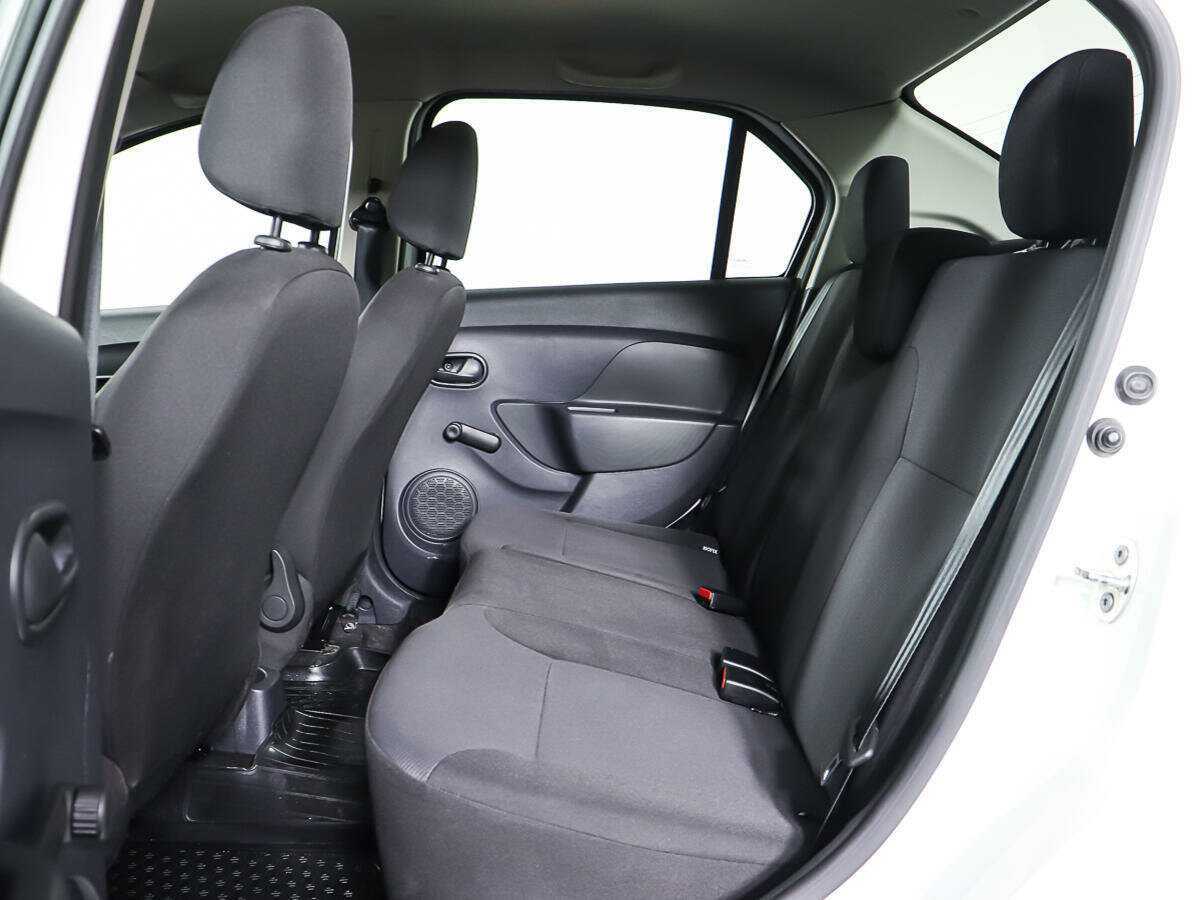 Renault Logan, 2019 - Фото №9