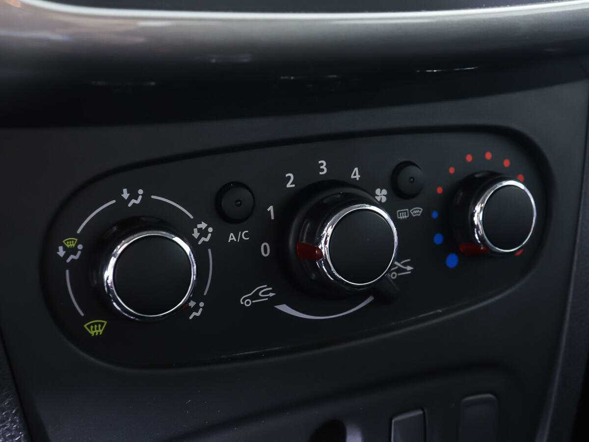 Renault Logan, 2019 - Фото №14