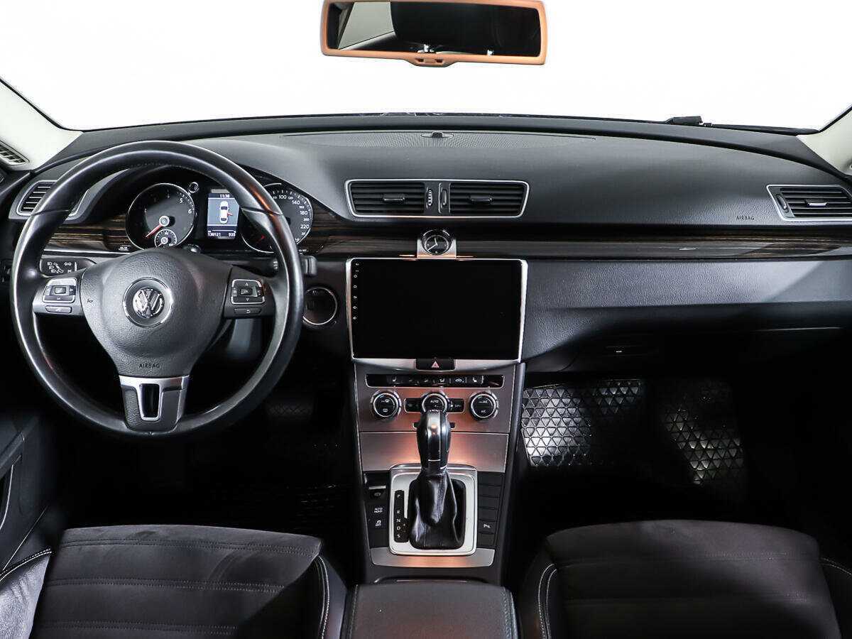 Volkswagen Passat CC, 2013 - Фото №10