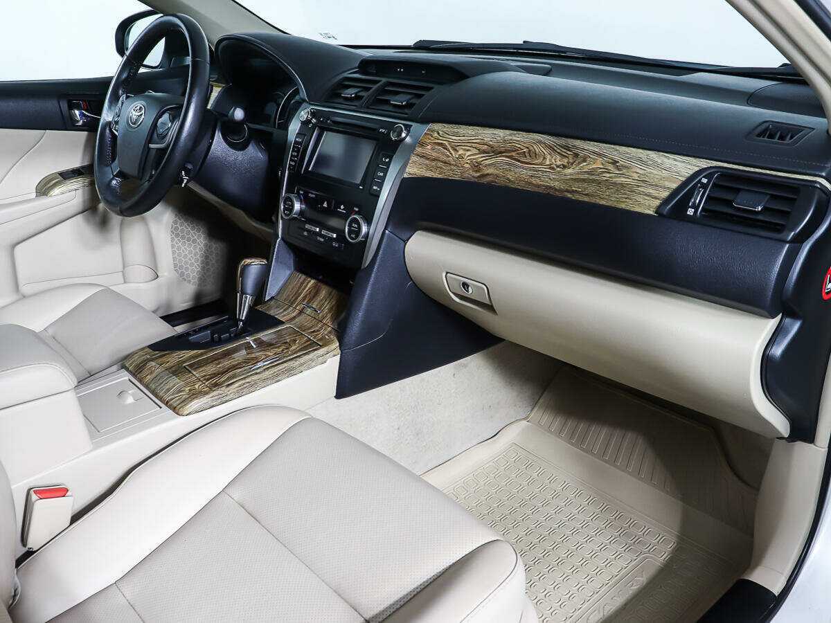 Toyota Camry, 2014 - Фото №10