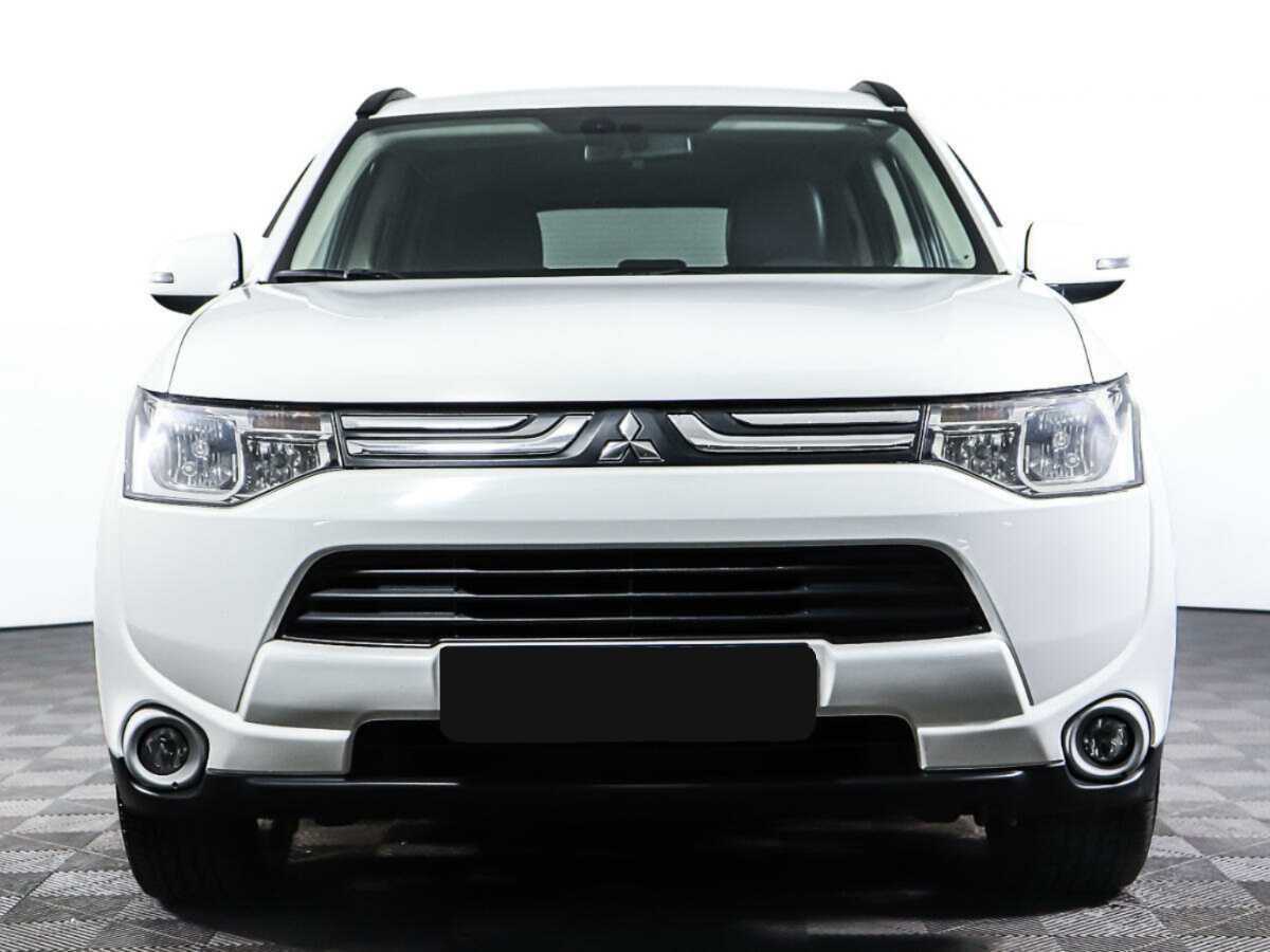 Mitsubishi Outlander, 2013 - Фото №1