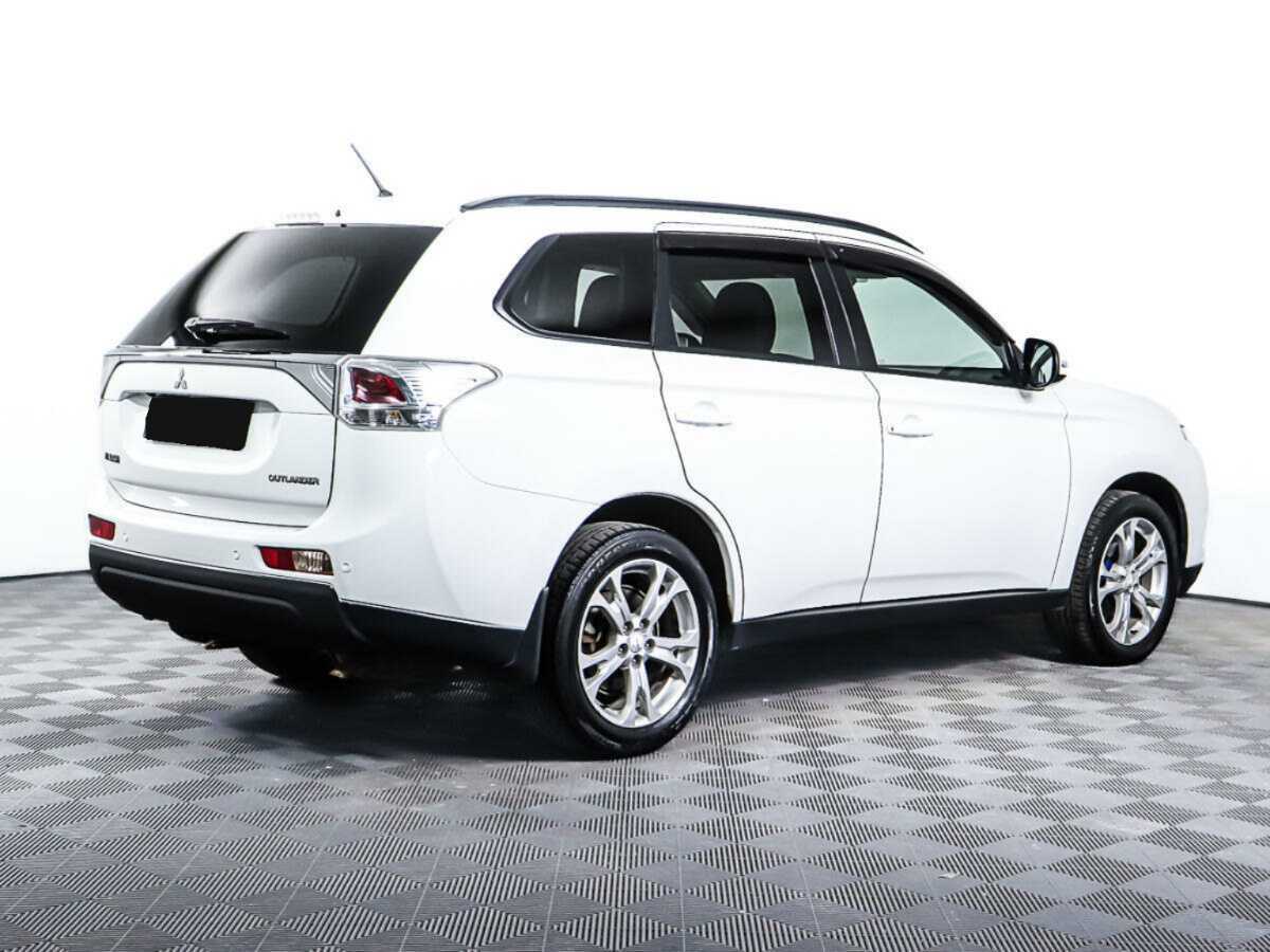 Mitsubishi Outlander, 2013 - Фото №4