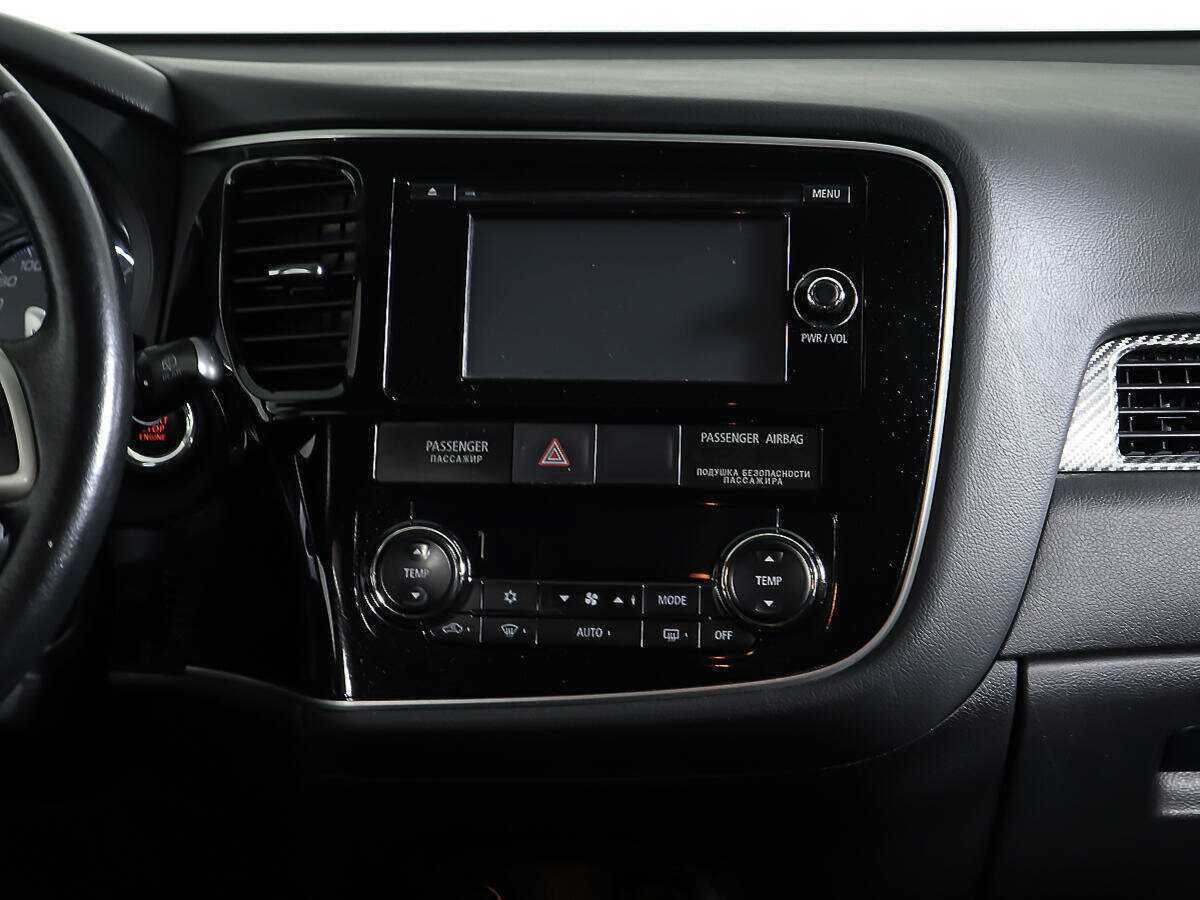 Mitsubishi Outlander, 2013 - Фото №11