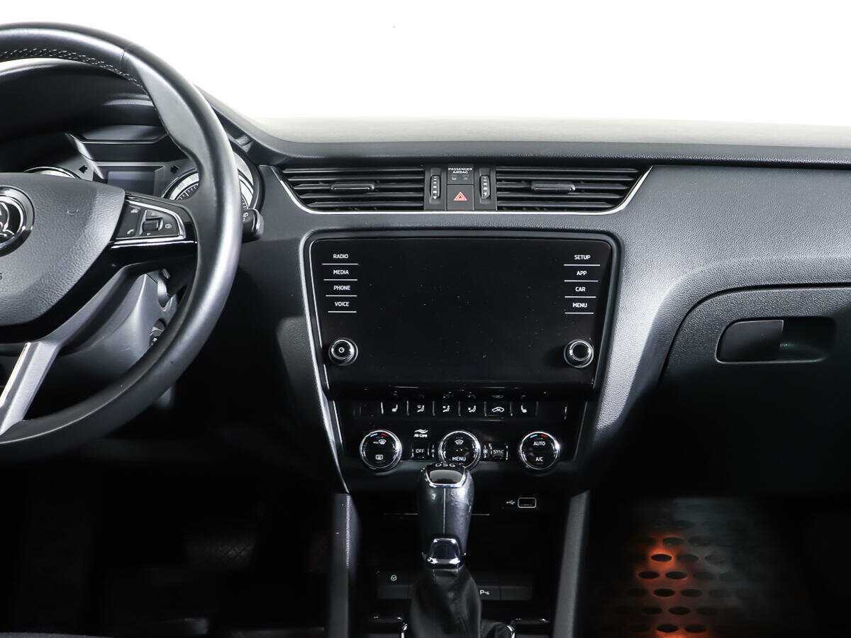 Skoda Octavia, 2018 - Фото №11