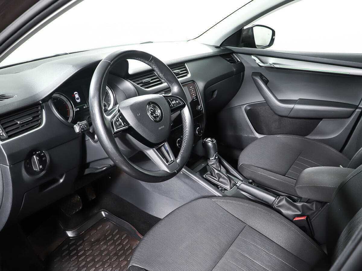 Skoda Octavia, 2018 - Фото №12