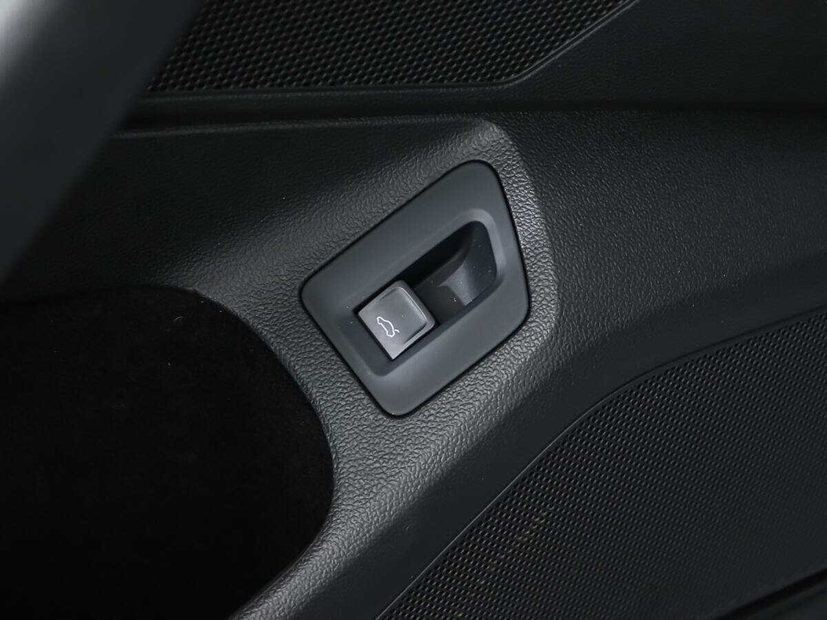 Volkswagen Passat, 2017 - Фото №16