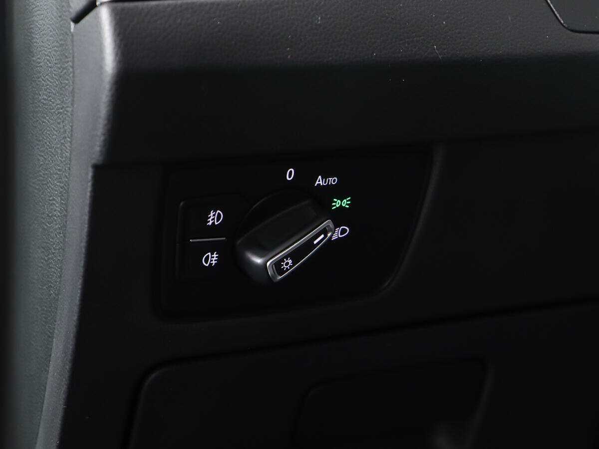 Volkswagen Passat, 2017 - Фото №17