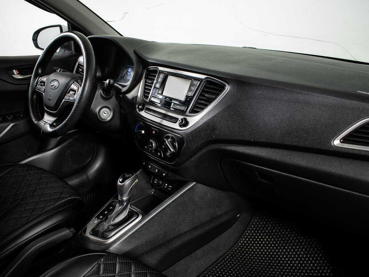 Hyundai Solaris, 2018 - Фото №8