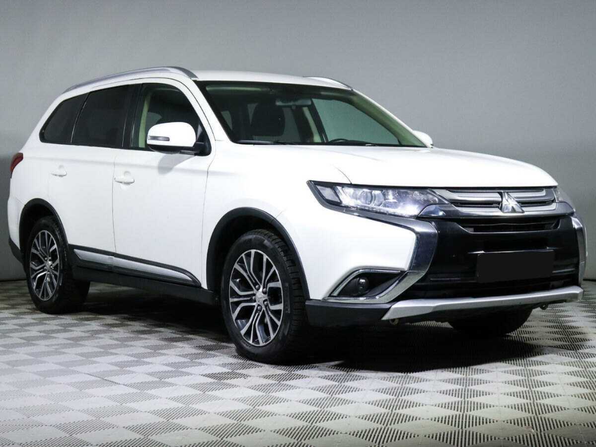 Mitsubishi Outlander, 2018 - Фото №2