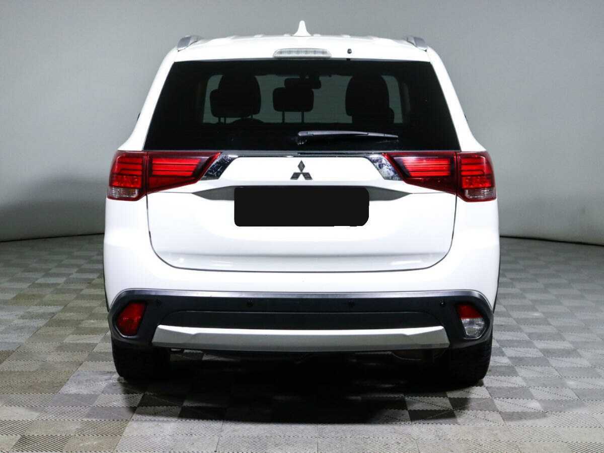 Mitsubishi Outlander, 2018 - Фото №4