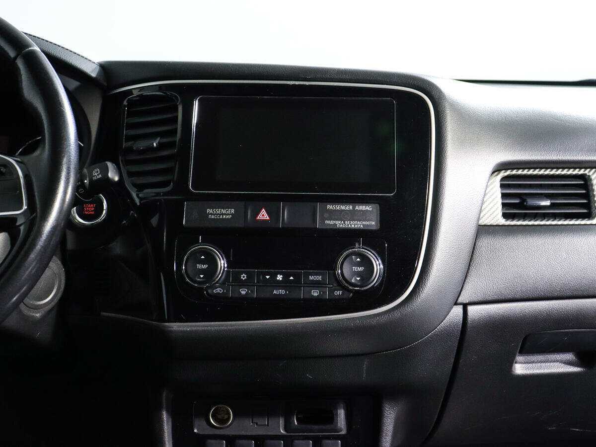 Mitsubishi Outlander, 2018 - Фото №10