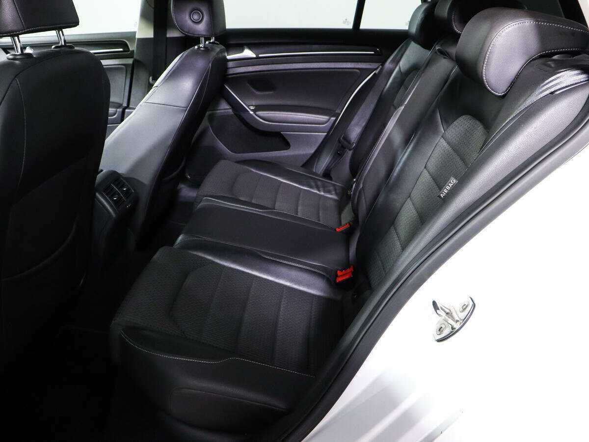 Volkswagen Golf, 2013 - Фото №7