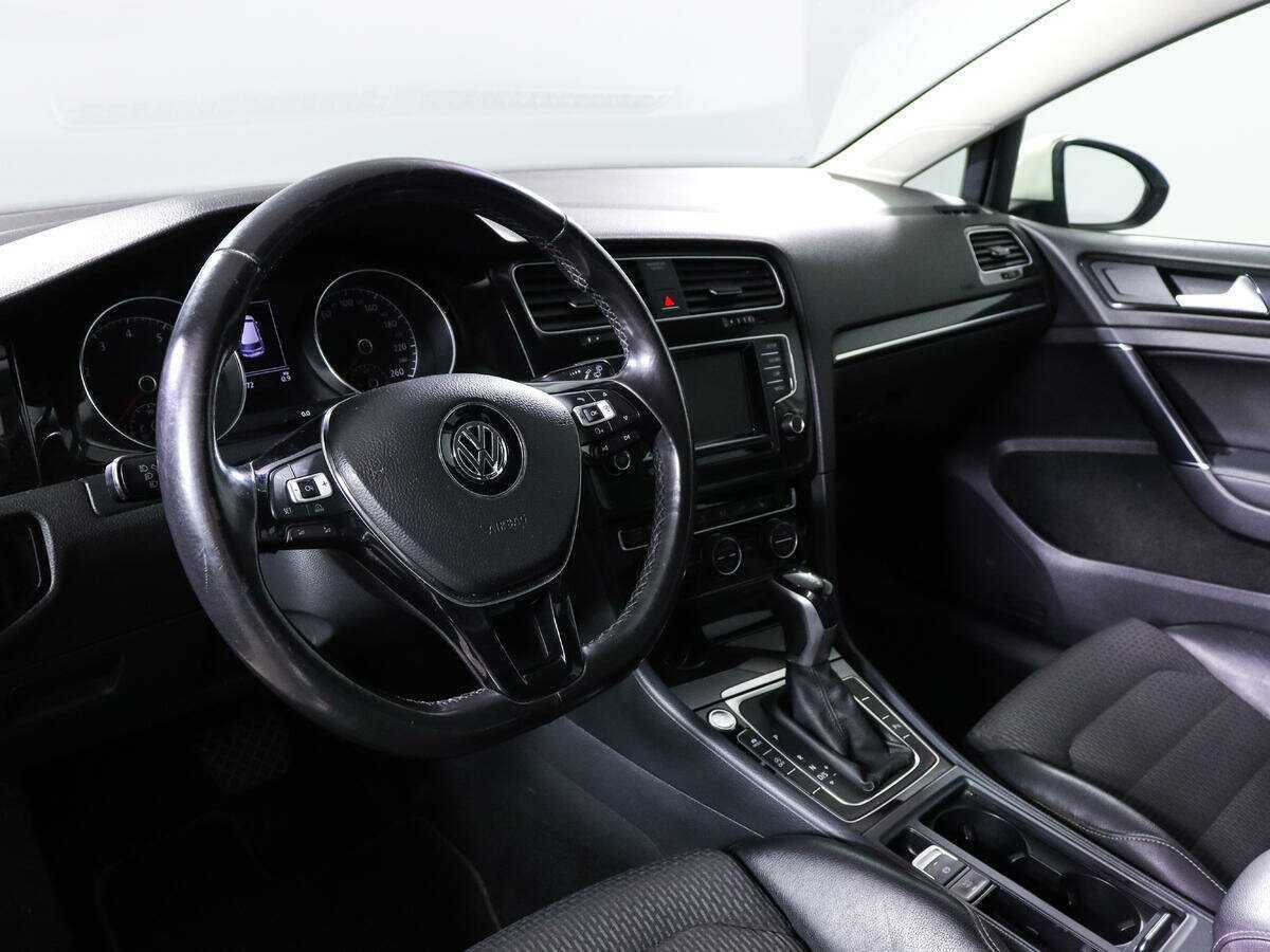 Volkswagen Golf, 2013 - Фото №11