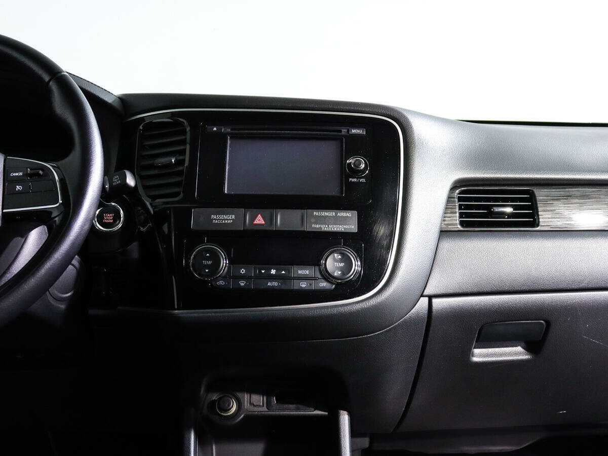 Mitsubishi Outlander, 2016 - Фото №11