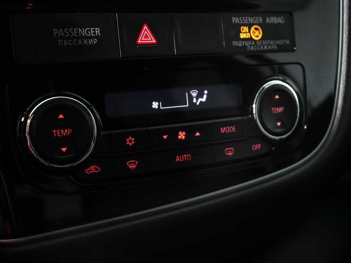 Mitsubishi Outlander, 2016 - Фото №15