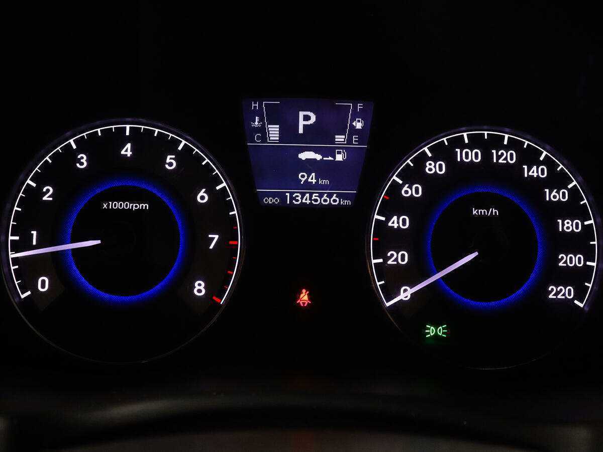 Hyundai Solaris, 2012 - Фото №10