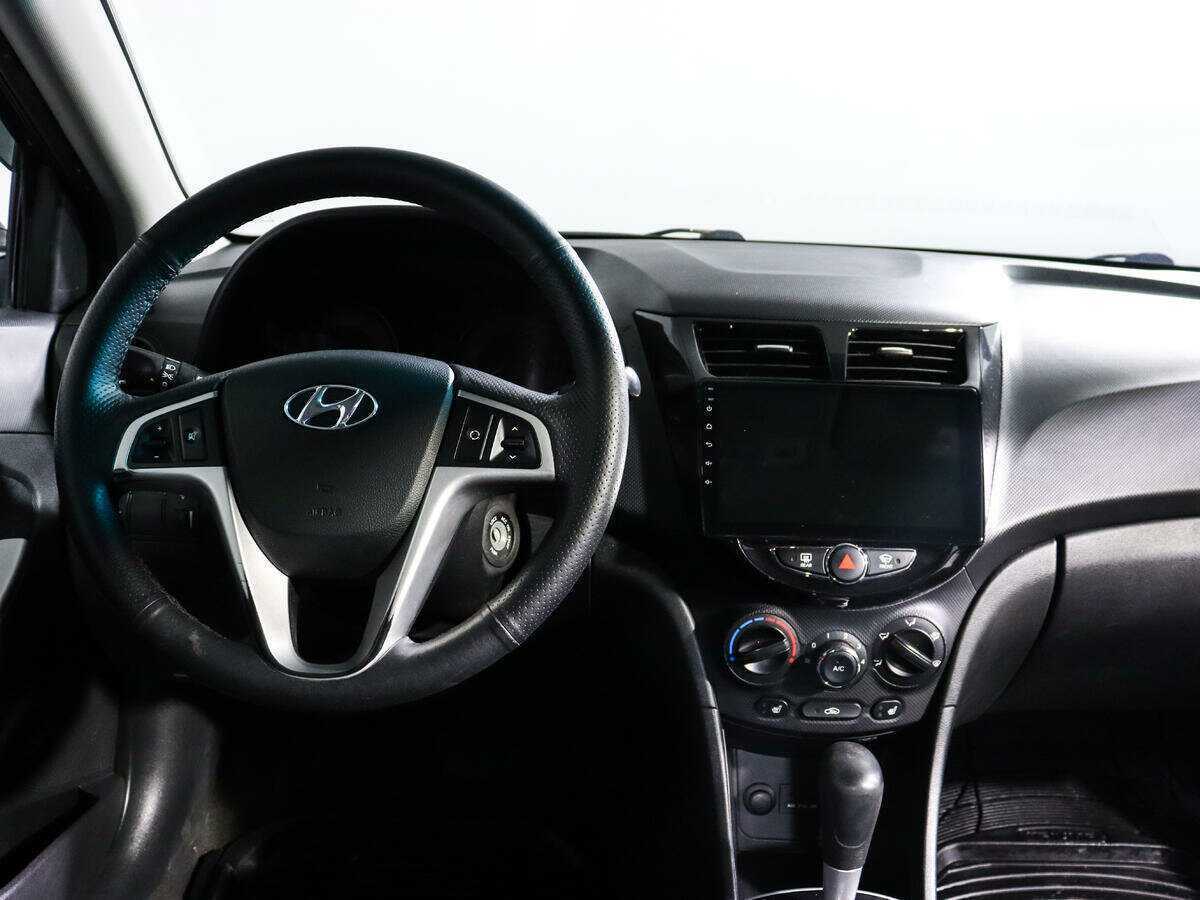 Hyundai Solaris, 2012 - Фото №11