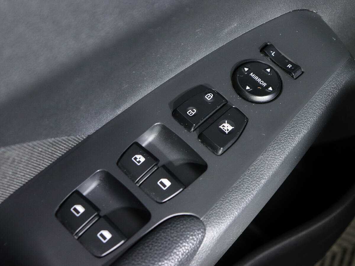 Hyundai Solaris, 2017 - Фото №12