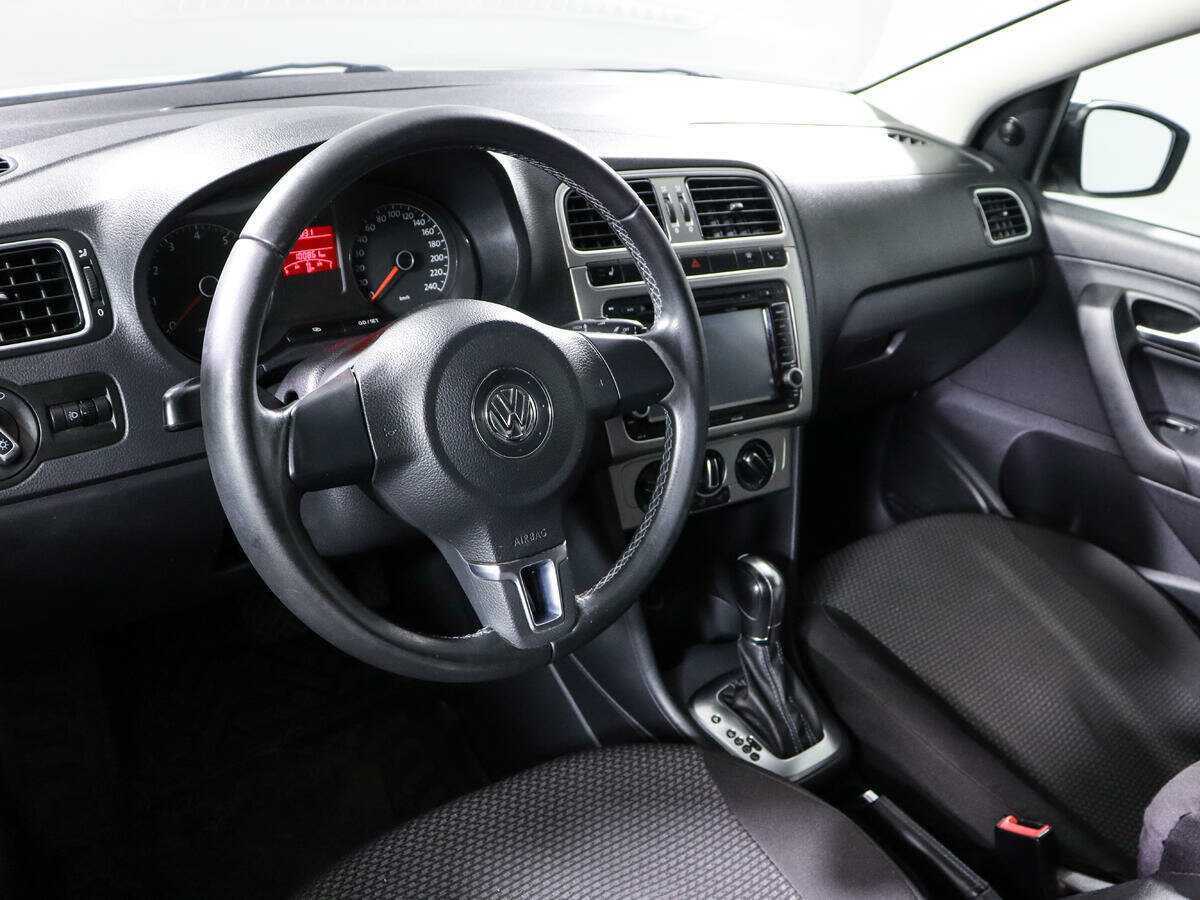 Volkswagen Polo, 2013 - Фото №13