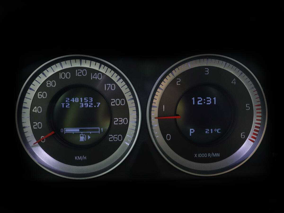 Volvo XC60, 2012 - Фото №10