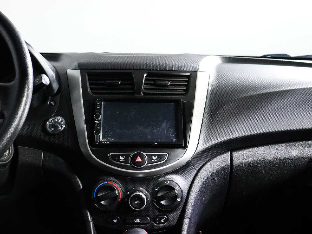 Hyundai Solaris, 2013 - Фото №10