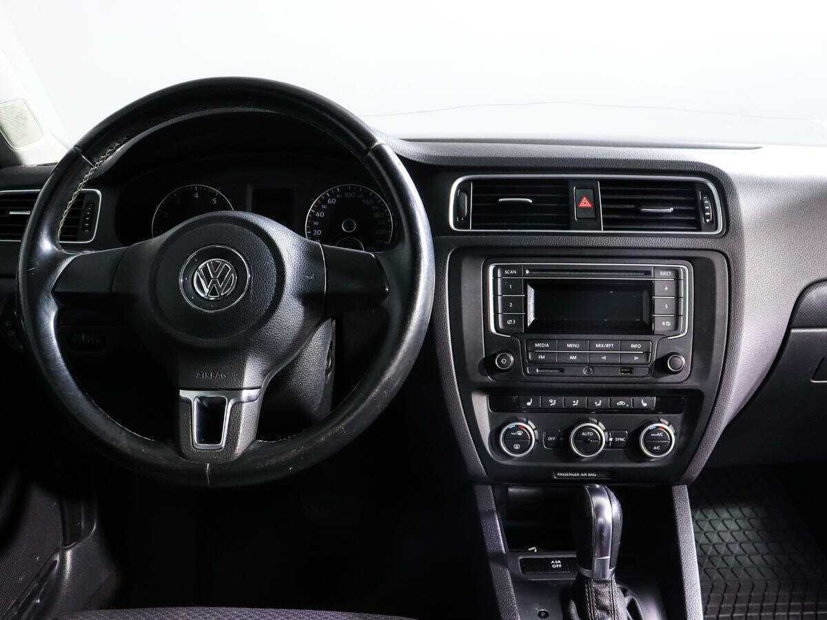 Volkswagen Jetta, 2014 - Фото №11