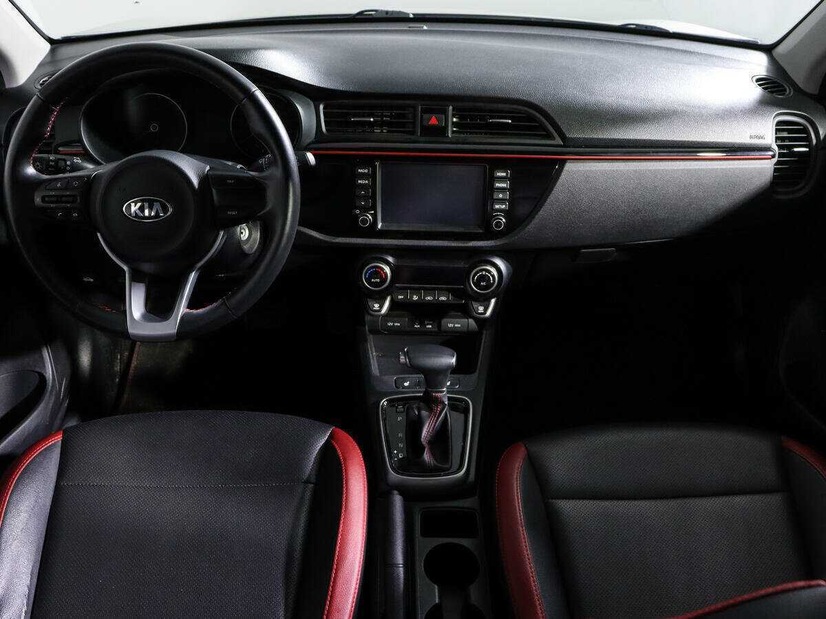 Kia Rio X-Line, 2020 - Фото №11
