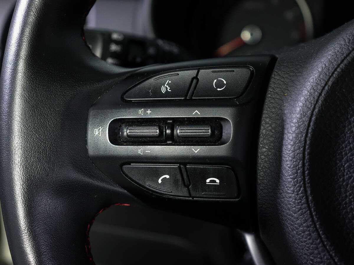 Kia Rio X-Line, 2020 - Фото №18