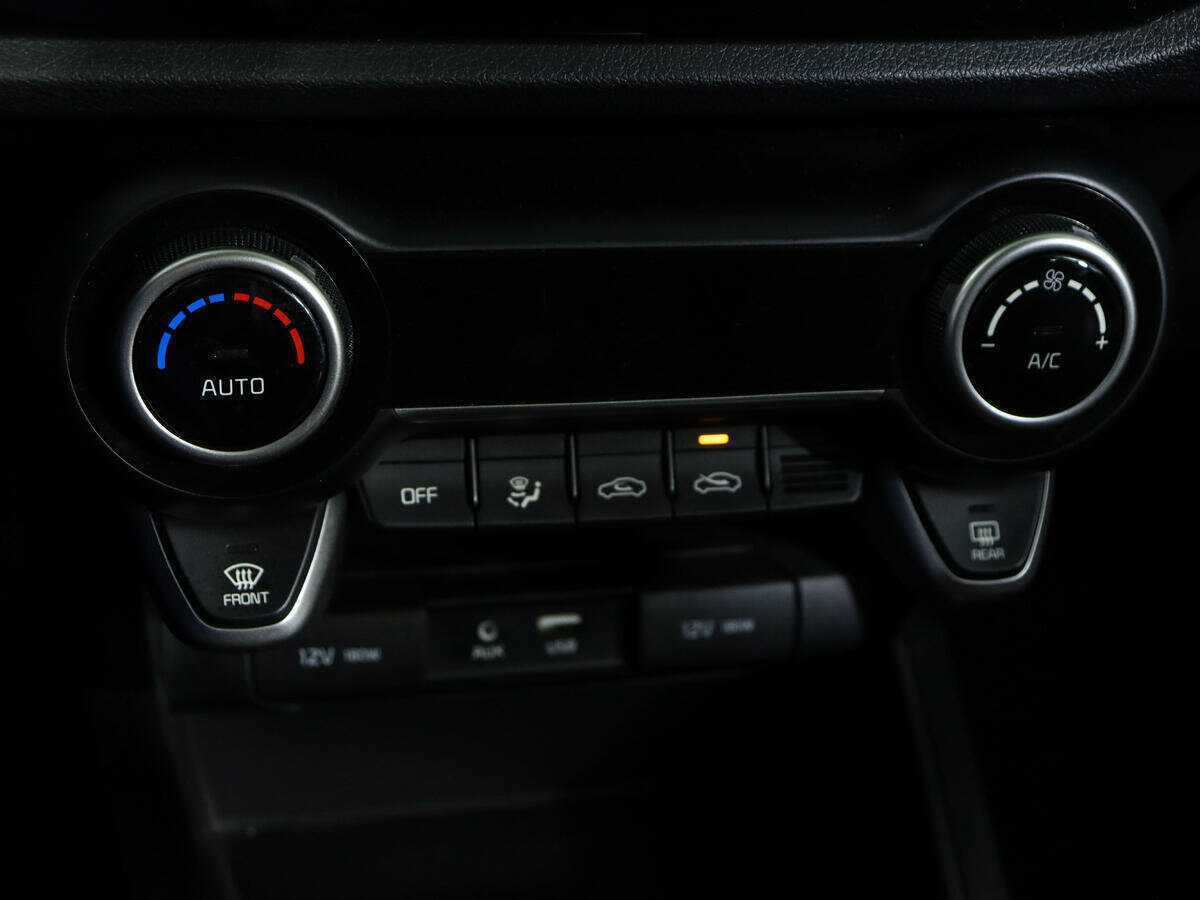 Kia Rio X-Line, 2020 - Фото №20