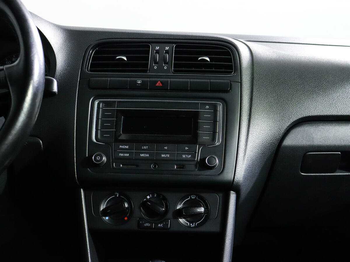 Volkswagen Polo, 2018 - Фото №10