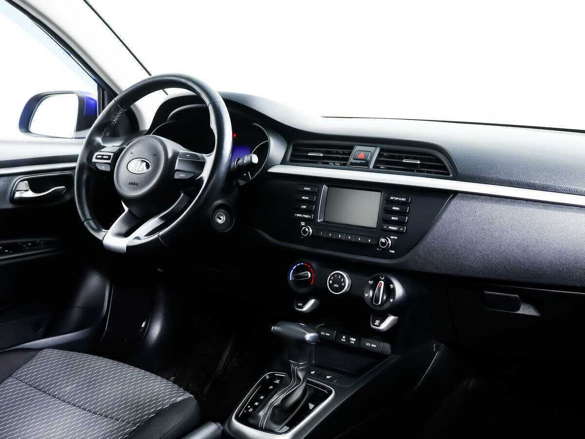 Kia Rio X-Line, 2018 - Фото №8