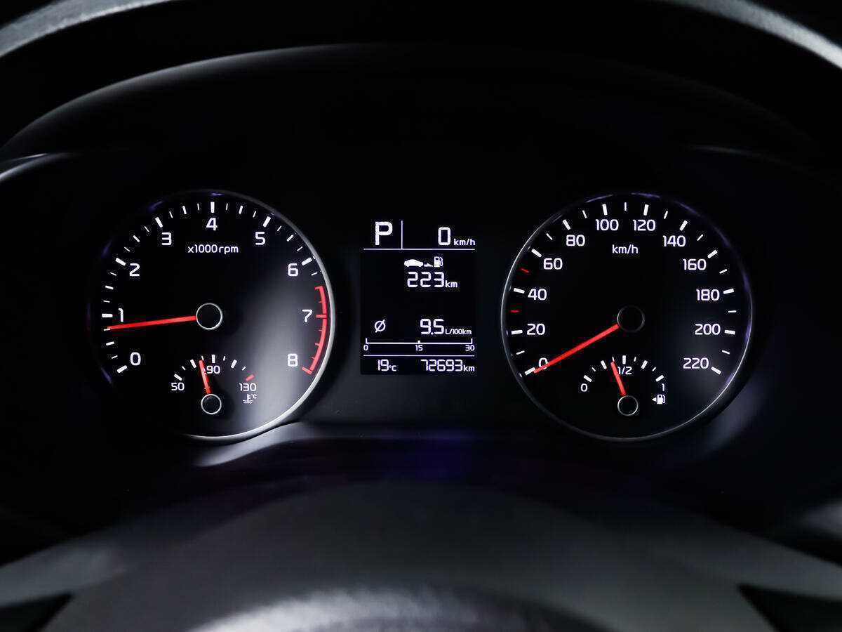 Kia Rio X-Line, 2018 - Фото №9